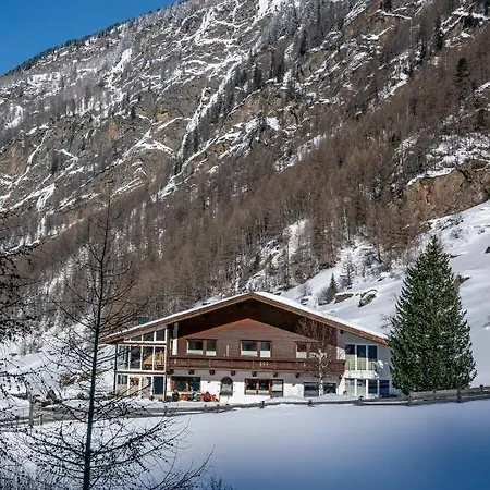 Haus Am Muehlroan 4*