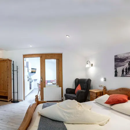 Haus Am Muehlroan 3* Sölden